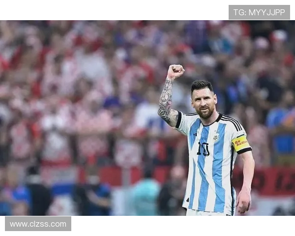 梅西带领阿根廷征战世界杯后再度崛起成为全球足坛传奇人物